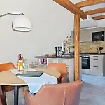 Thueringer Waldbaude טמבאך-דיטהרץ