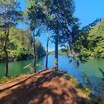 Thueringer Waldbaude טמבאך-דיטהרץ