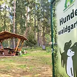 Thueringer Waldbaude טמבאך-דיטהרץ