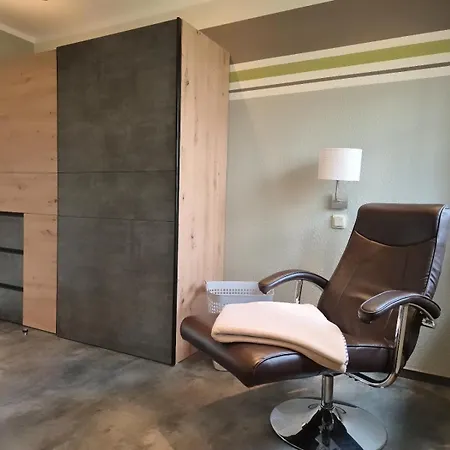 Thueringer Waldbaude * Tambach-Dietharz