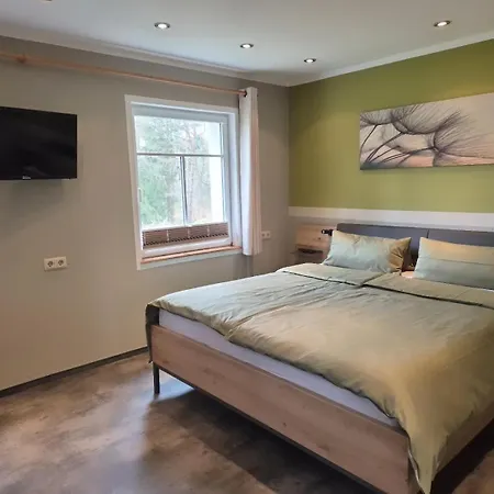 Thueringer Waldbaude