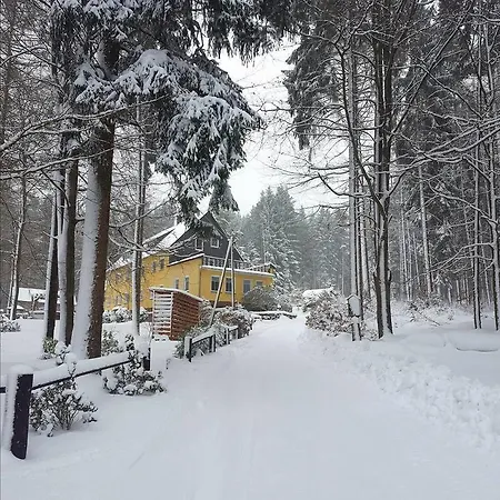 Thueringer Waldbaude