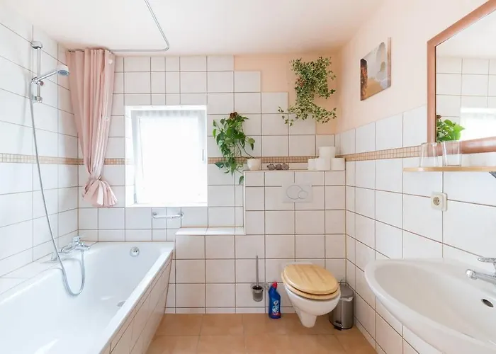 Thueringer Waldbaude * Tambach-Dietharz