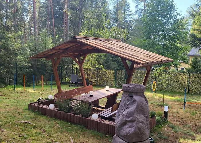 Thueringer Waldbaude Daire *